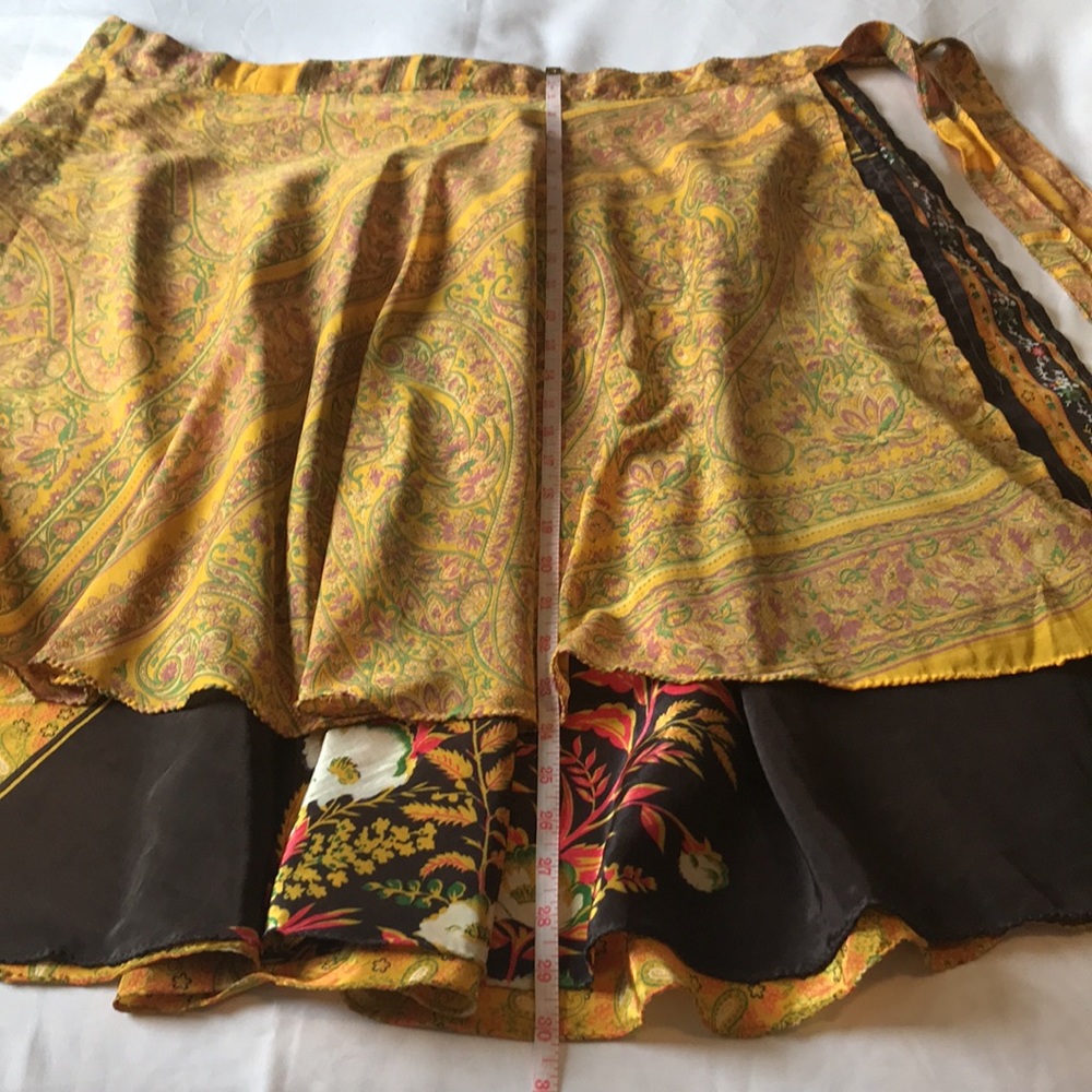 Jedzebel Silk Sari Magic Skirt Wrap - Picture 8 of 16
